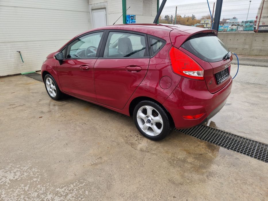 Vand FORD FIESTA din 2010