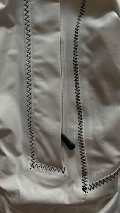 Helly Hansen бяло дамско яке