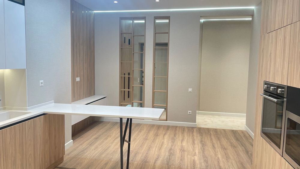 Поклейка обоев разных видов