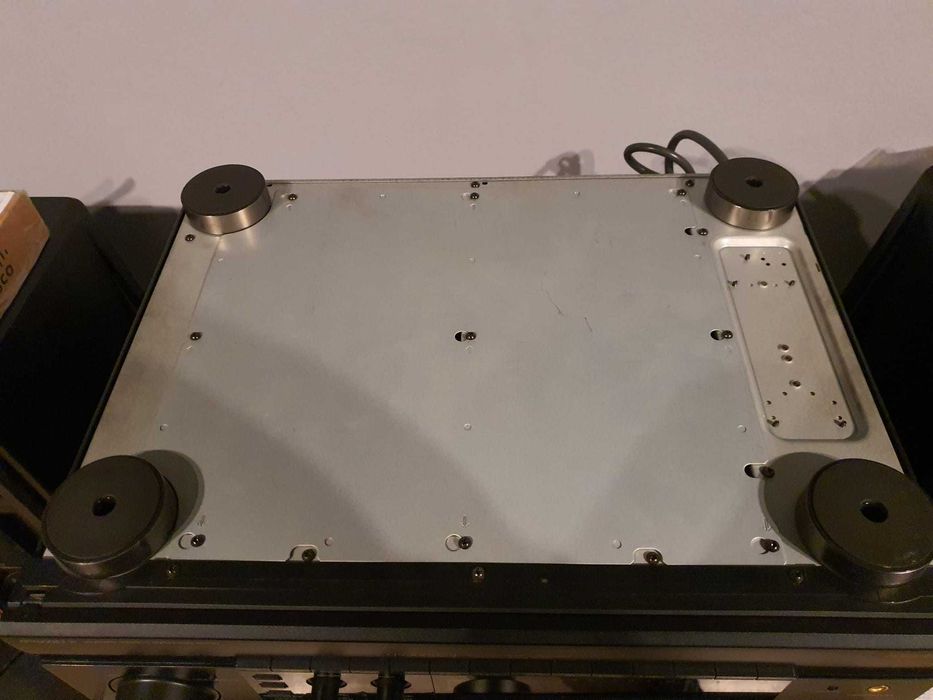 preamplificator SONY TA-E 2000 ESD cu telecomanda RM-S311