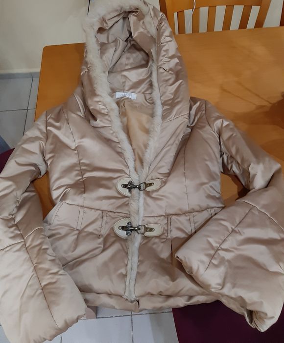 Елегантно преходно яке с естествен пух