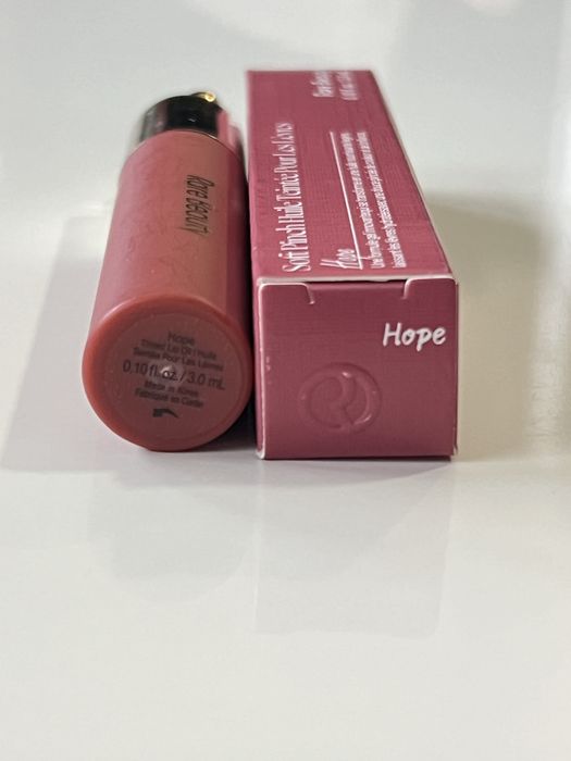 Rare Beauty Lip Oil Hope • Nou • Original
