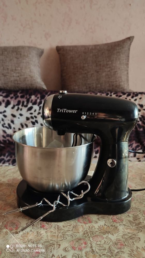 Продам миксер TriTower TT-1009