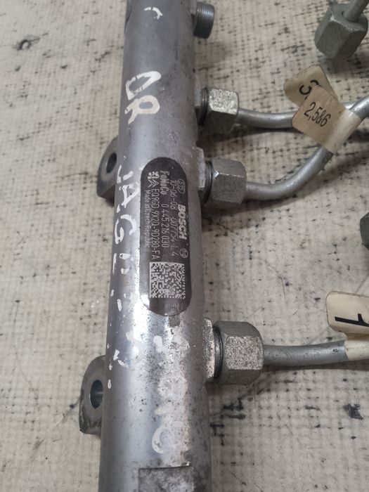 rampÄƒ injectoare dreapta  jaguar xf 2010