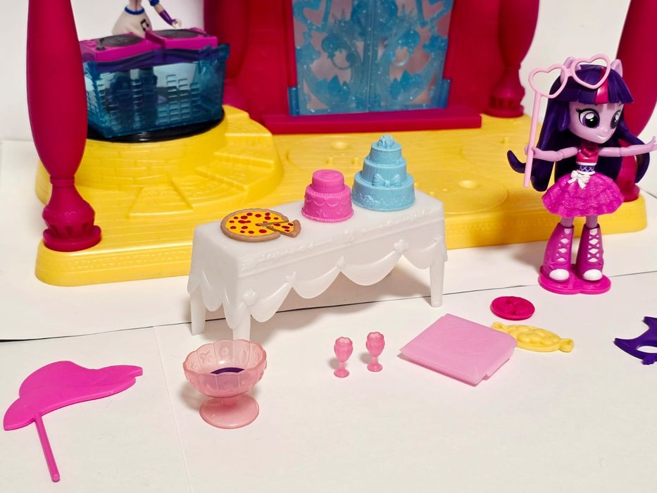 Set My Little Pony Equestrian Girls Ballroom cu păpuși Twilight Spark