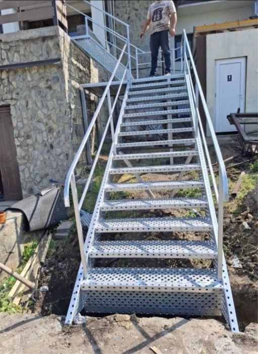 Scara metalica galvanizata