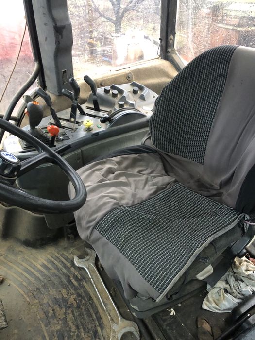 Piesa cutie punte cabina newholalnd g 240