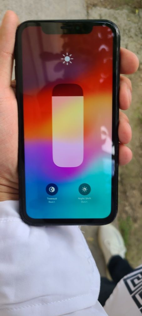 Iphone xr srocna sotlad obmenam bor