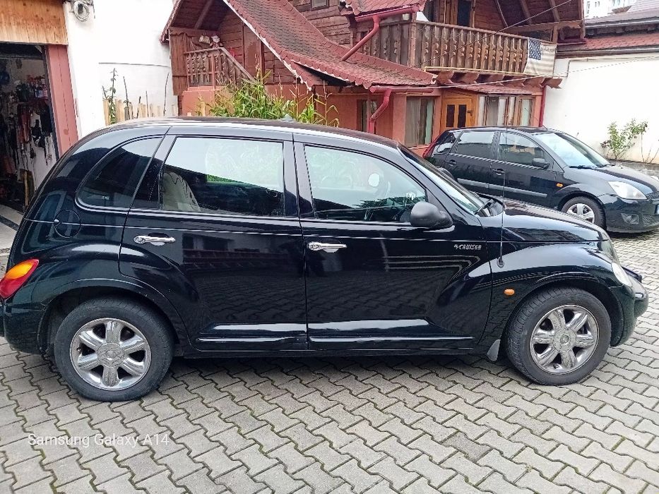 Vând autoturism Chrysler PT Cruiser 2003