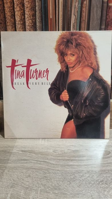 Плоча на Tina Turner