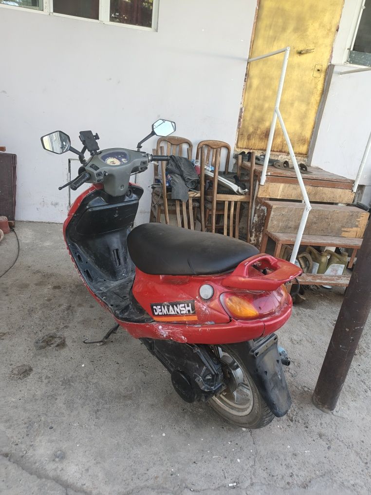 Скутер Сотилади 125 куб
