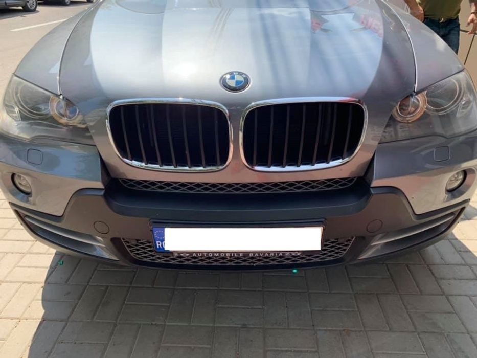 Grile Duble Centrale BMW X5 BMW X6 Negru Lucios Produs NOU!