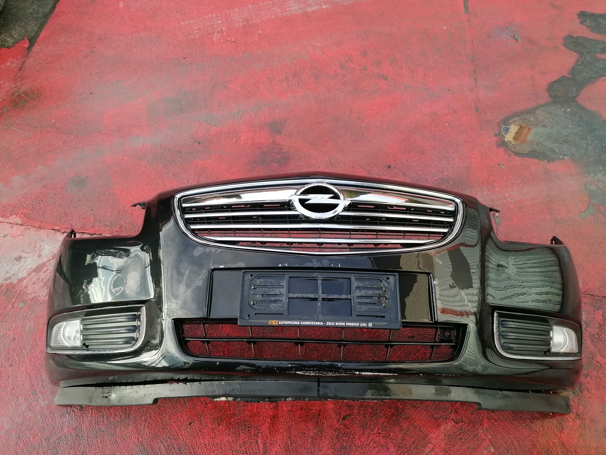 Bară față completă Opel insignia culoare negru