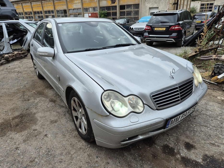 Mercedes W203 C200CDI 122кс 646 ксенон автоматик НА ЧАСТИ!