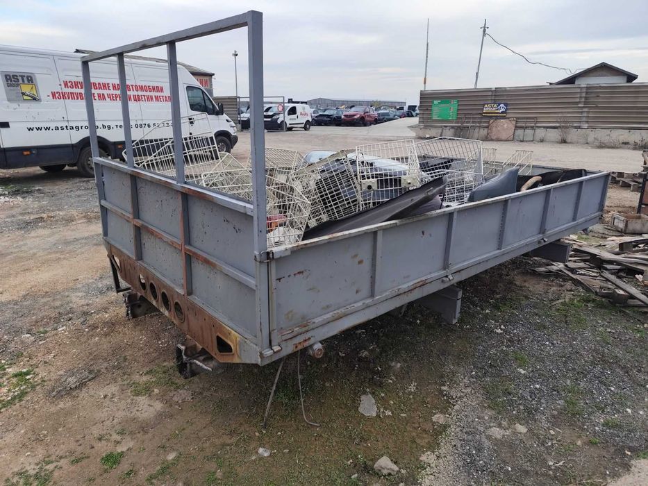 продавам каросерия за бус 380/210