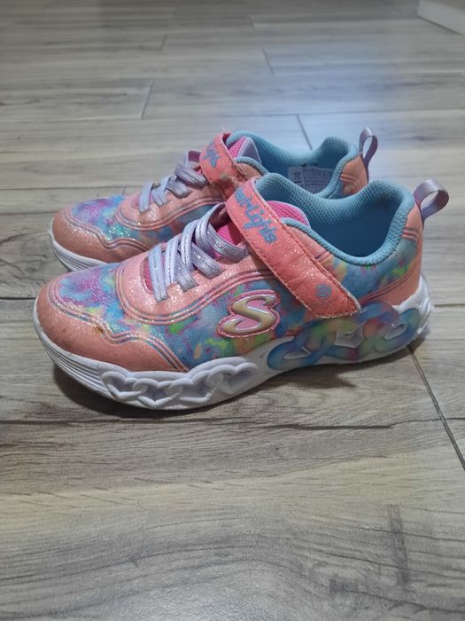 Adidasi Schekers nr 32