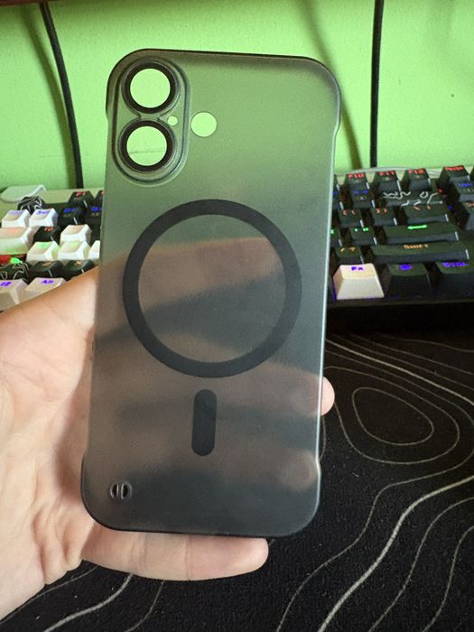 Калъф за iPhone 16