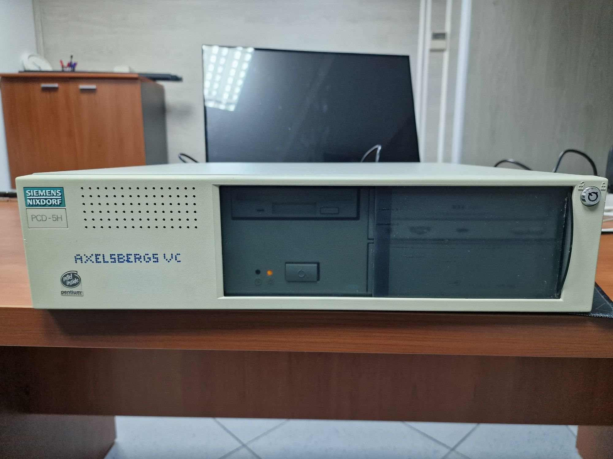 Siemens Nixdorf Pentium 1(100mhz) vintage/retro