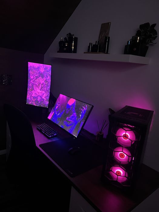 Vand monitoare gaming 240hz si 165hz 1980x1080p plus monitorarm