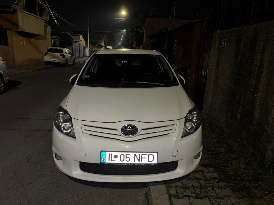 Toyota auris sport