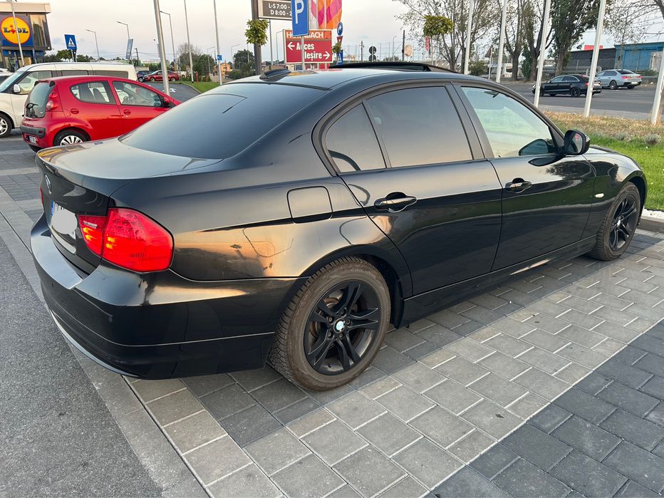 BMW Seria 3 E90 LCI