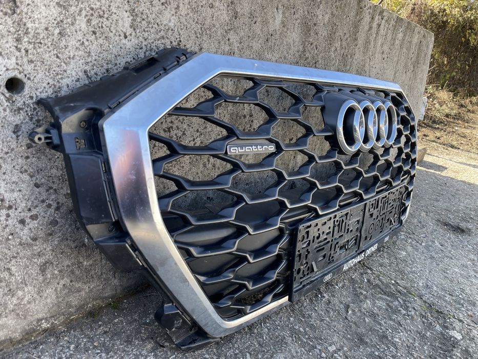 Решетка за Audi Q3 Sline Ауди Ку3  2019-2024г