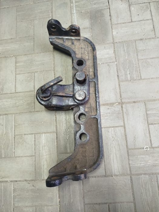 Поперечина задней навески