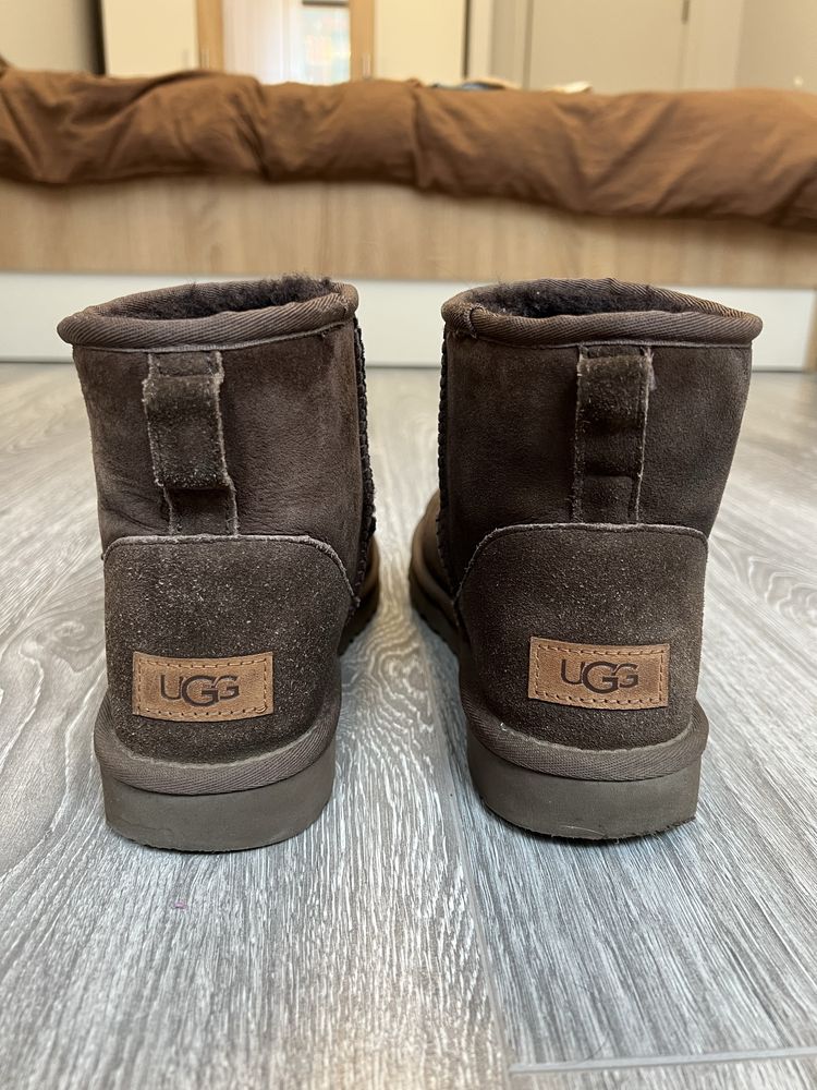 UGG Mini II boot