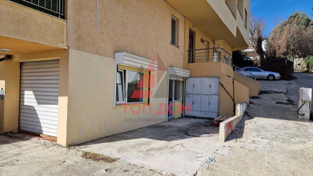Продава се Гараж / Паркомясто в Варна, м-т Св. Никола - 40 кв.м за 1122 €/кв.м - Снимка #1