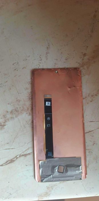 Лентов кабел за дисплей на Моторола Edge