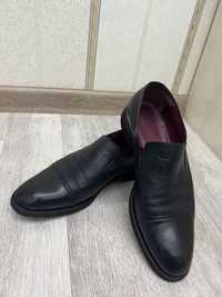 Мужская итальянская, турецкая кожаная брендовая обувь б/у размер 43