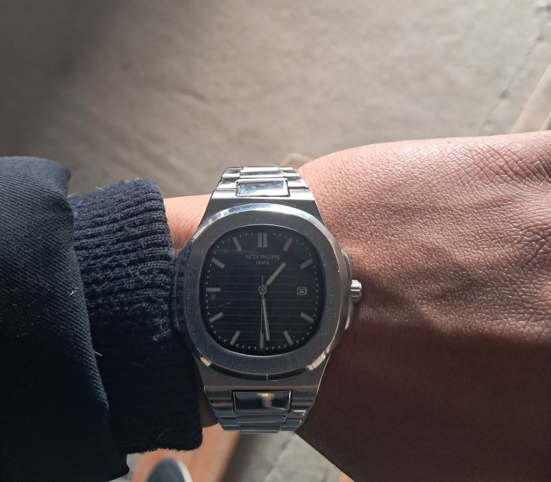 часы:Patek Philippe