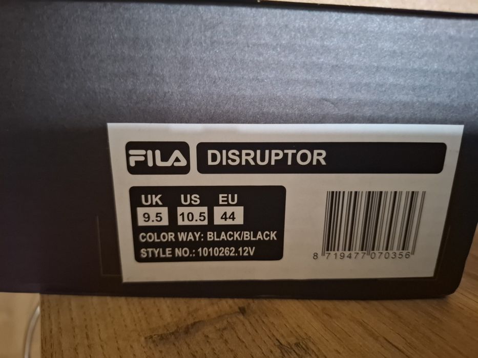 Маратонки FILA 44 номер