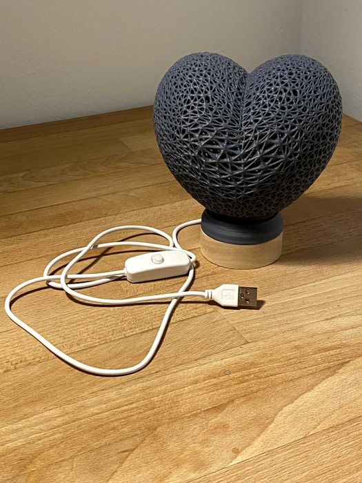 Lampa LED decorativa in forma de inima perfect pentru Valentine’s Day