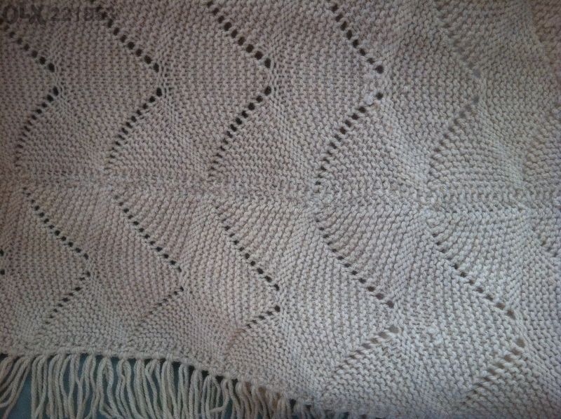 Плетена вълнена покривка за спалня в комплект с 2 възглавници