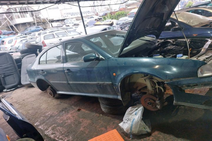 Macara geam fata stanga electrica ACQ0103 Skoda Octavia prima generat