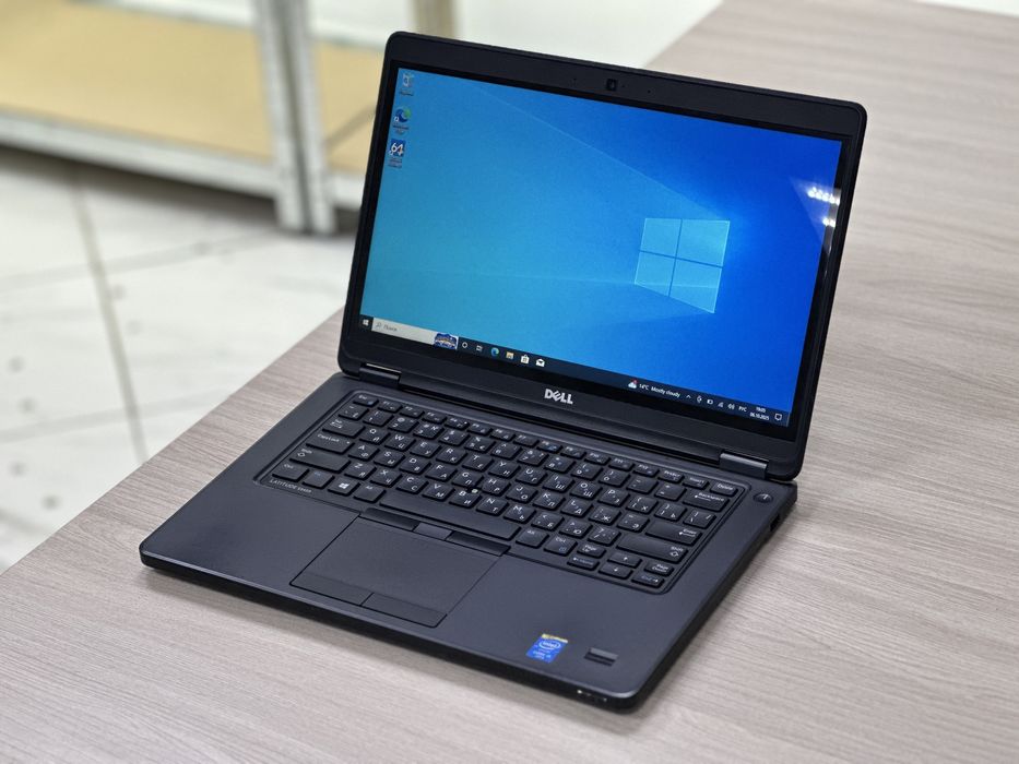 Ноутбук DELL сенсорный / Core i5 / 12gb ОЗУ / SSD 256gb / kaspi 0-0-12