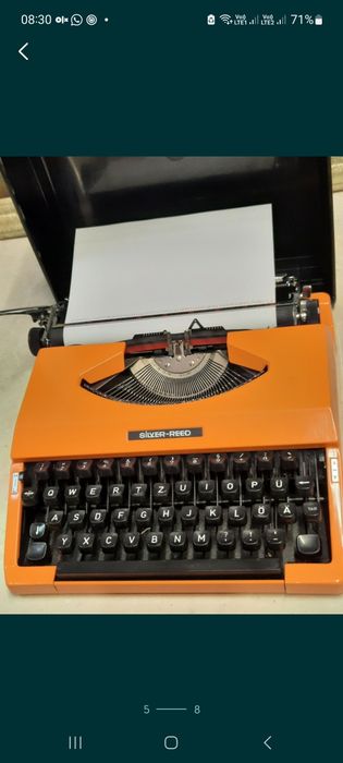Mașină de scris Silver Reed impecabilă