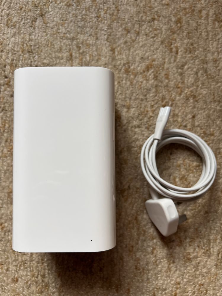 Apple AirPort Extreme Рутер