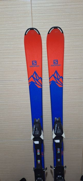 Schiuri salomon 140cm-clapari ski, casca, bete