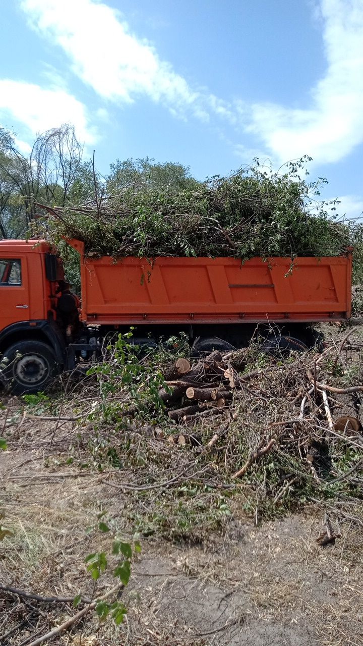 Доставка сыпучих материалов КамАЗ 15тонн.