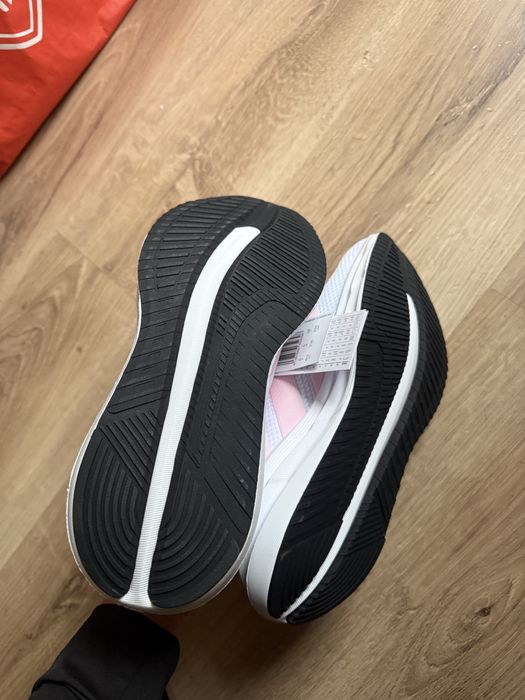 Нови маратонки adidas