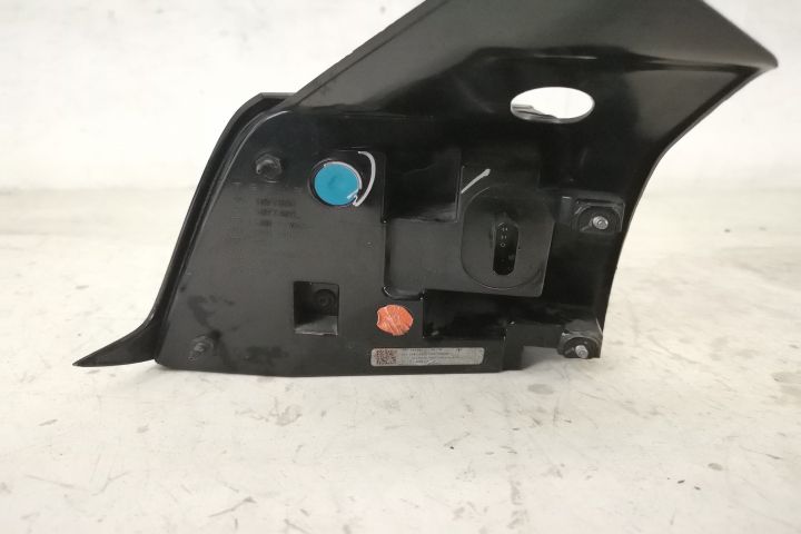 Стоп Десен Преден Оригинален Led В Добро Състояние Тесла / Tesla Model