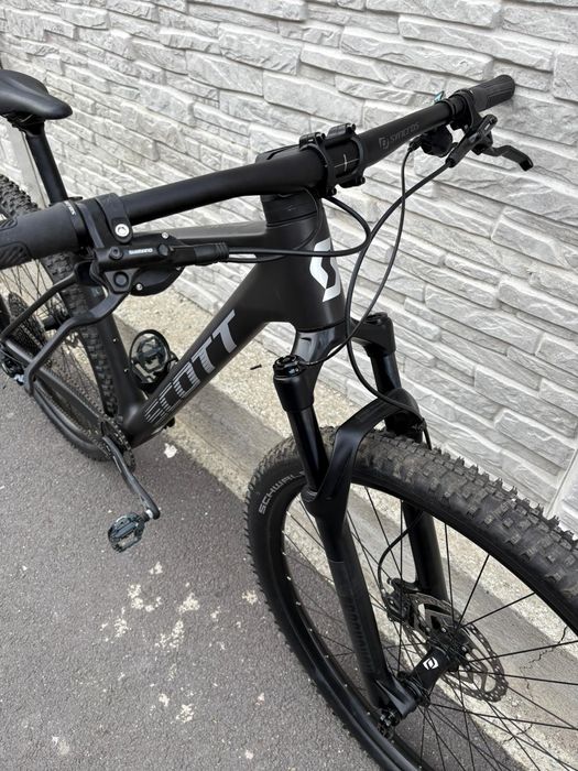 Bicicleta Scott Scale Carbon 2025