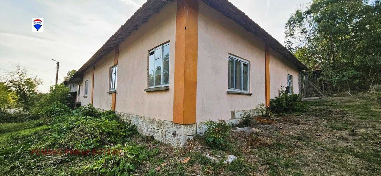 Продава се Къща в с. Юпер, Област Разград - 84 кв.м за 114 €/кв.м - Снимка #11