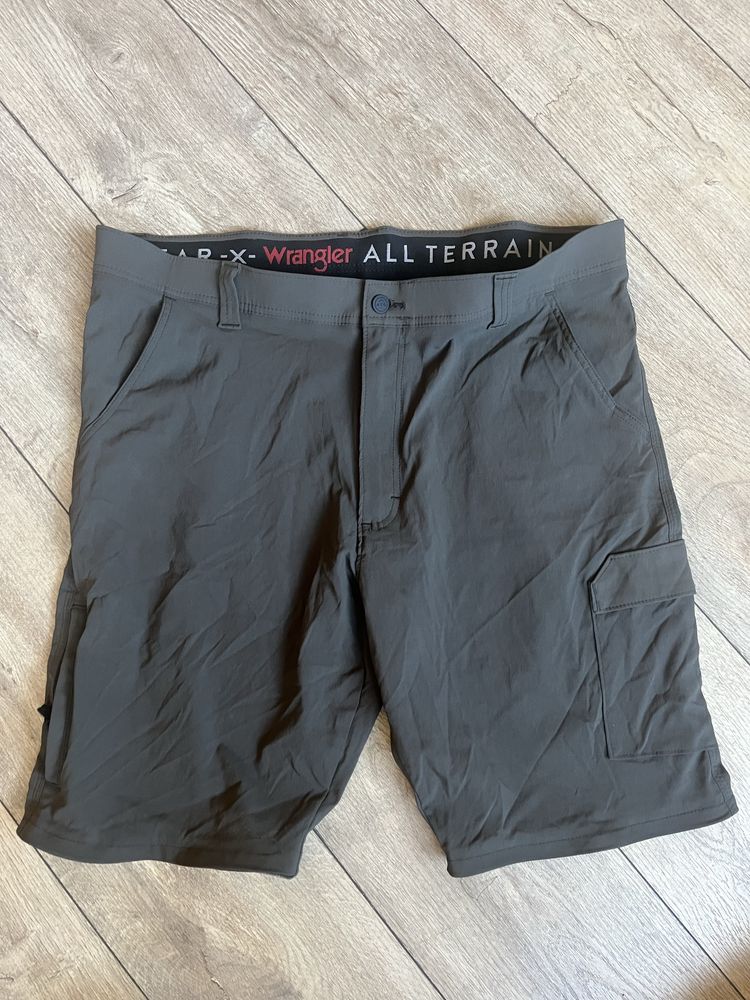 Wrangler : Flex Gear Short - Нови стреч -размер 38/40 - Оригинал