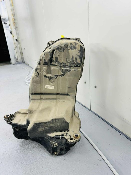 Rezervor AdBlue cu pompă Audi Q7 4M 3.0TDI