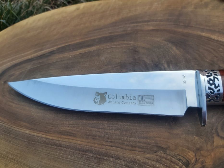 Масивен ловен нож Columbia с полутвърда текстилна кания