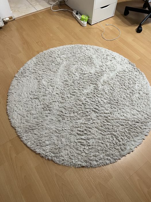 Covor pufos - culoare crem (1 m)