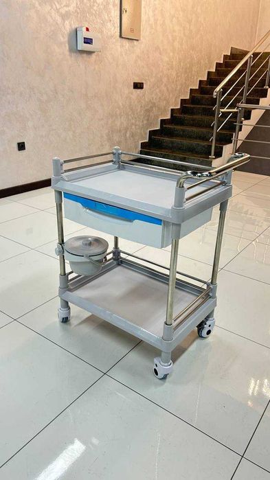 Медицинская тележка / Стол манипуляционный /Столик инструментальный